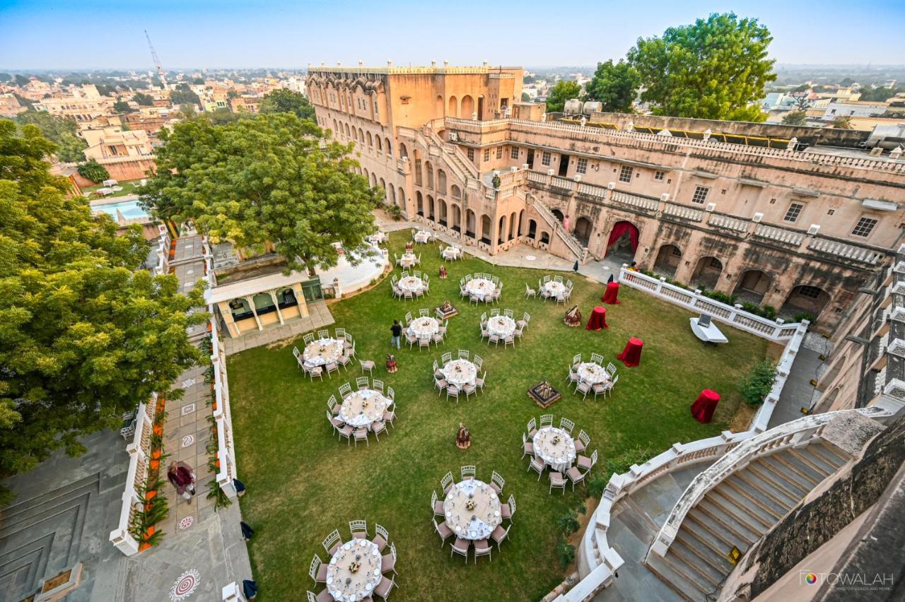 Hotel Castle Mandāwa Екстериор снимка
