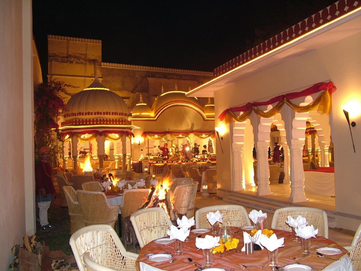 Hotel Castle Mandāwa Екстериор снимка