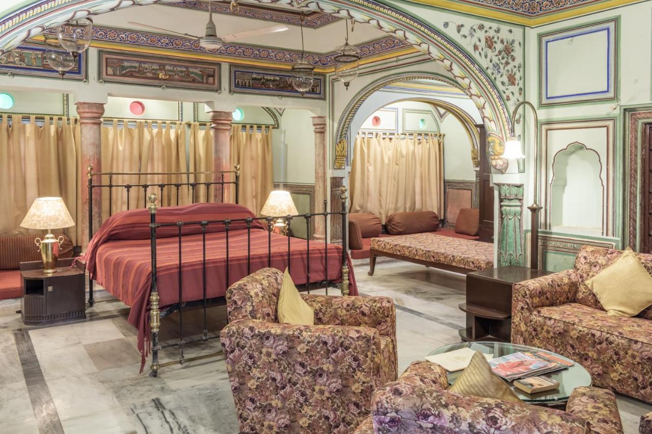 Hotel Castle Mandāwa Екстериор снимка