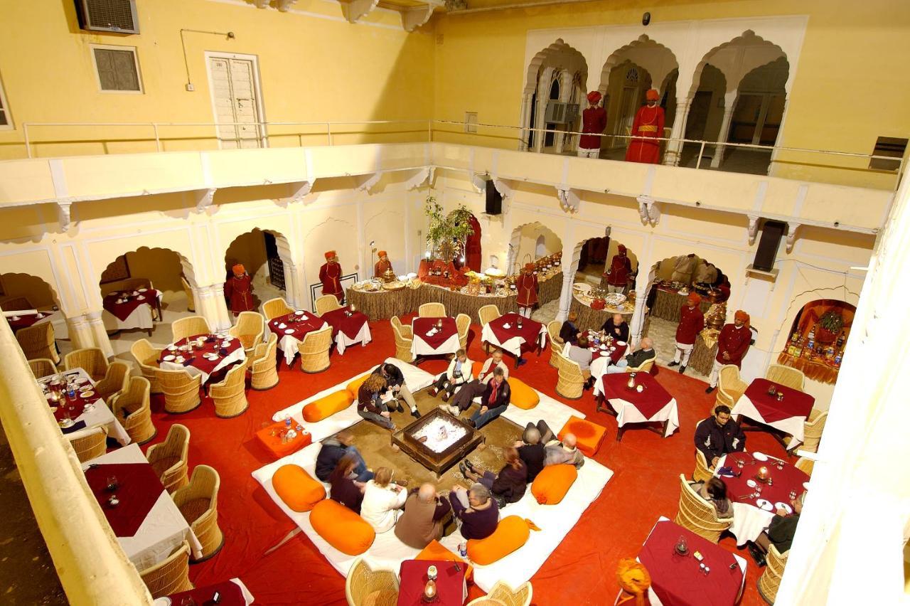 Hotel Castle Mandāwa Екстериор снимка