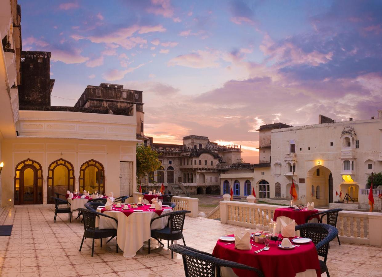 Hotel Castle Mandāwa Екстериор снимка